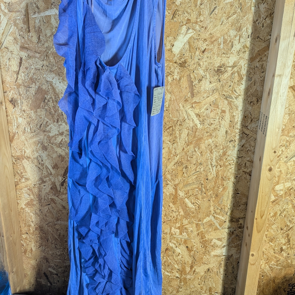 Elegant Blue Ruffled Dress
